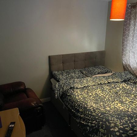 1 Bedroom In 3Bed House Bristol Exteriér fotografie